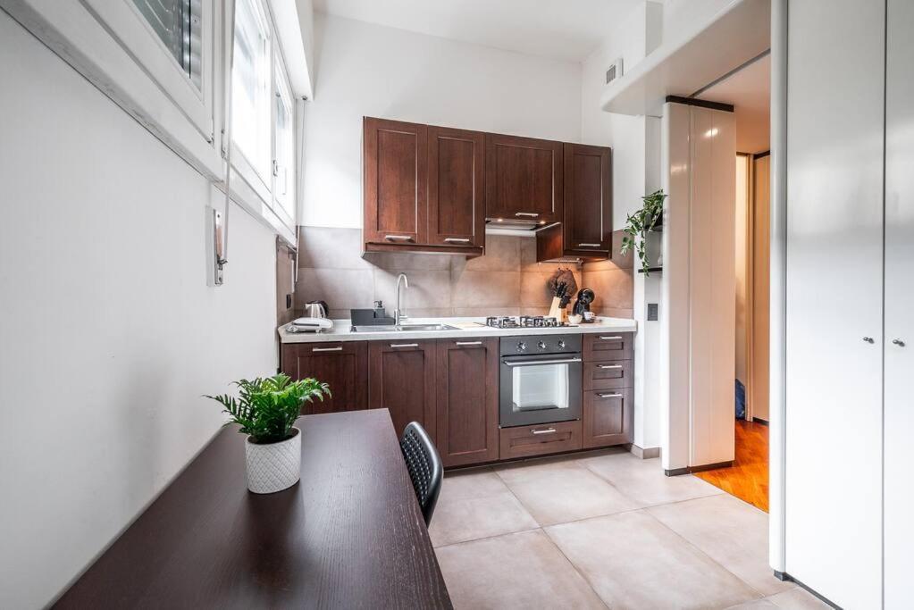 Carrobbio'S Nest - Elegant With Wifi And Netflix Apartment Милано Екстериор снимка