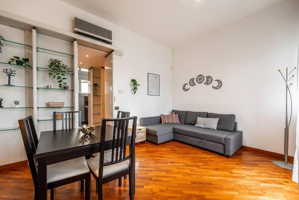 Carrobbio'S Nest - Elegant With Wifi And Netflix Apartment Милано Екстериор снимка