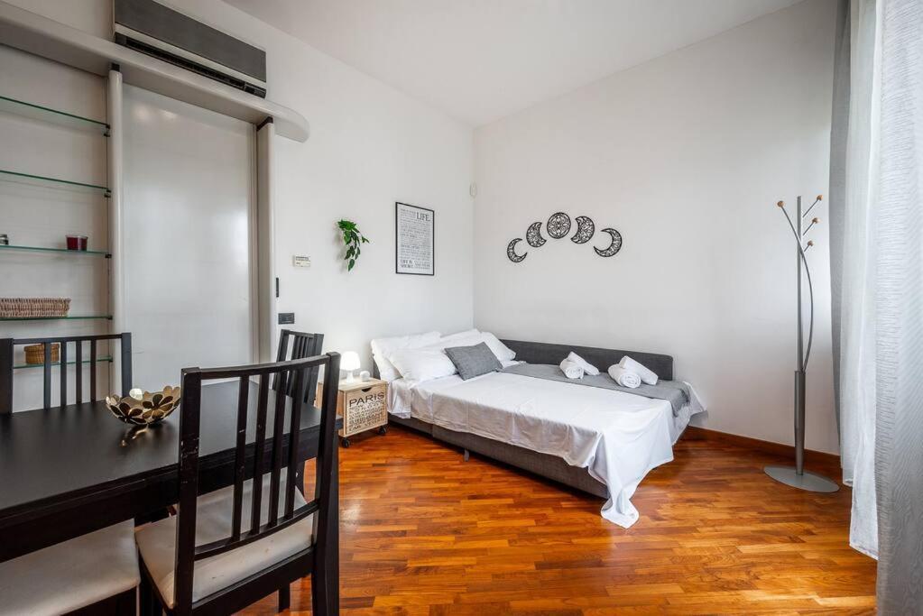 Carrobbio'S Nest - Elegant With Wifi And Netflix Apartment Милано Екстериор снимка