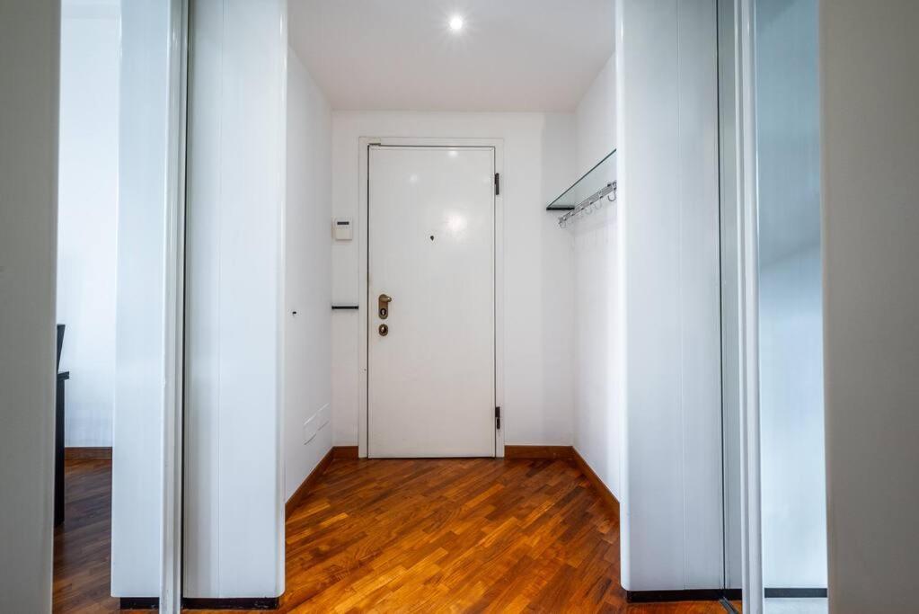 Carrobbio'S Nest - Elegant With Wifi And Netflix Apartment Милано Екстериор снимка